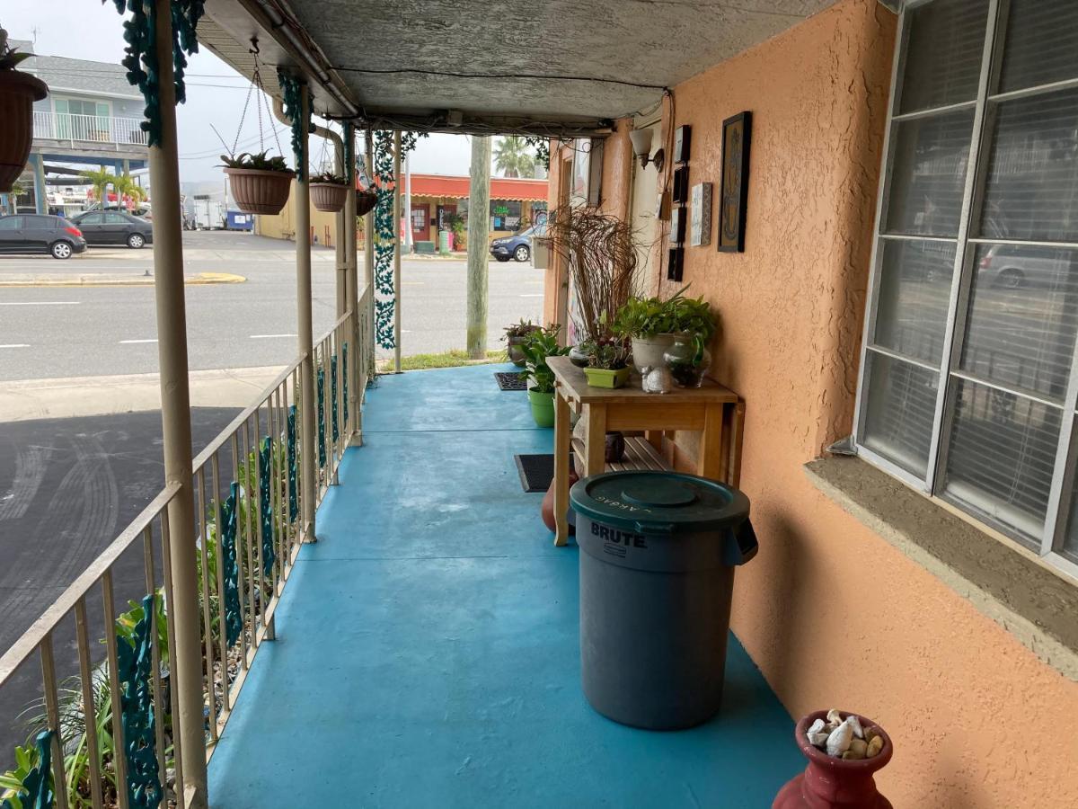 Michaels Siesta Motel St. Petersburg Exterior foto